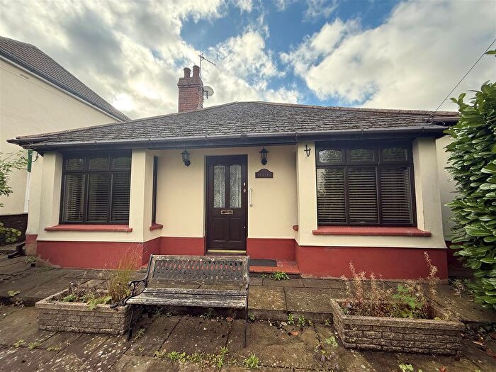 3 Bedroom Detached Bungalow For Sale In Park Terrace, Woodfieldside, Blackwood, NP12