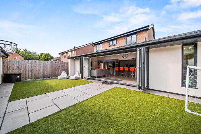 4 Bedroom Detached House For Sale In Castlerigg Drive, Burnley, Lancashire, BB12