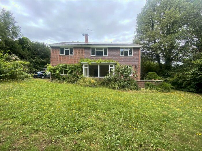 5 Bedroom Detached House To Rent In Vicarage Drive, Hedge End, Southampton, SO30