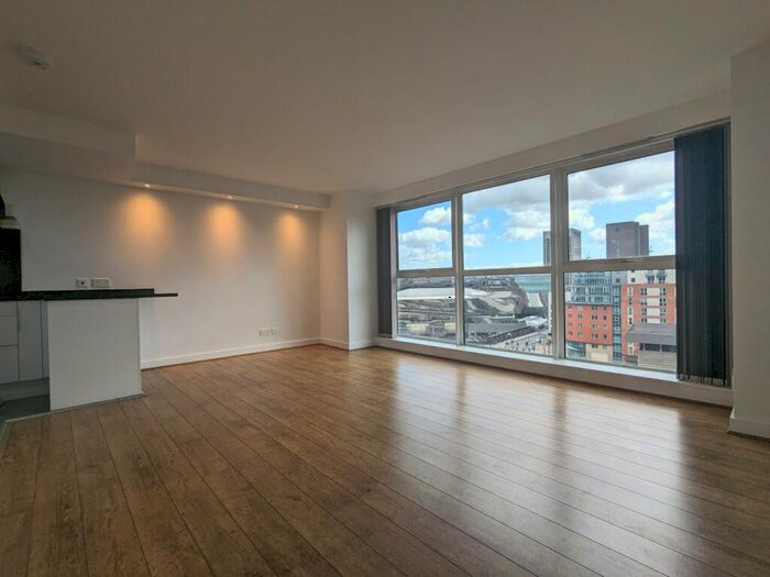 2 Bedroom Flat To Rent In Queens College Chamber, Paradise Street, Birmingham, West Midlands, B1