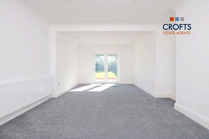 2 Bedroom Bungalow For Sale In Carlton Avenue, Healing, DN41