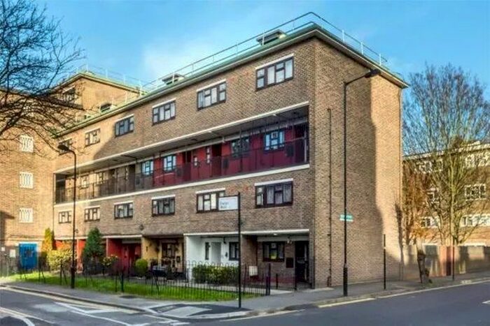 3 Bedroom Flat To Rent In New North Road, London, N1