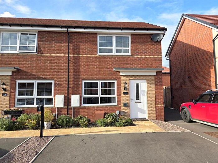 2 Bedroom End Of Terrace House For Sale In Folliott Close, Stourport-On-Severn, DY13