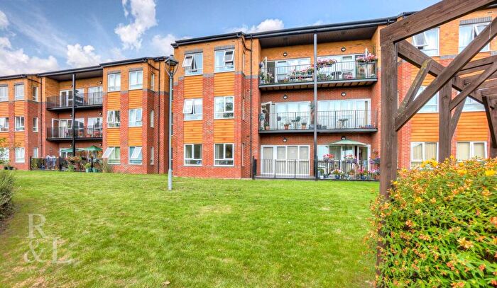 2 Bedroom Apartment For Sale In Hilton Crescent, West Bridgford, Nottingham, NG2