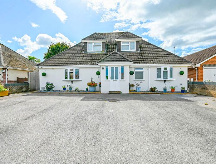 5 Bedroom Detached House For Sale In Blandford Road, Sturminster Marshall, Wimborne, BH21