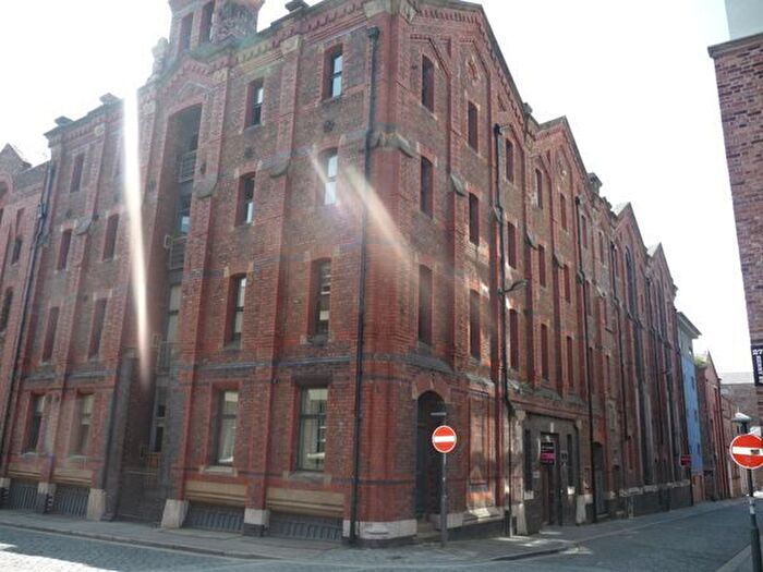 2 Bedroom Flat To Rent In Henry Street, Liverpool, L1