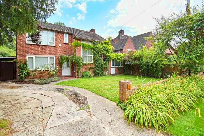 3 Bedroom Detached House To Rent In Bulstrode Gardens, Cambridge, CB3