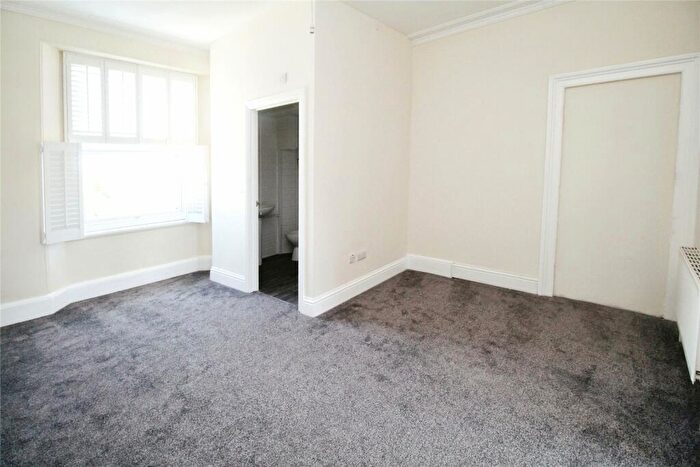 1 Bedroom Flat To Rent In Woodland Terrace, Greenbank Road, Plymouth, Devon, PL4