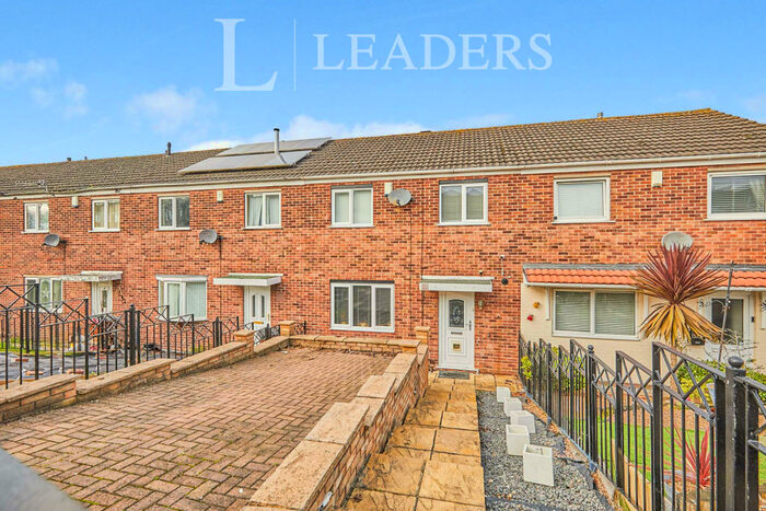 3 Bedroom Semi-Detached House To Rent In Flaxton Way, NG5