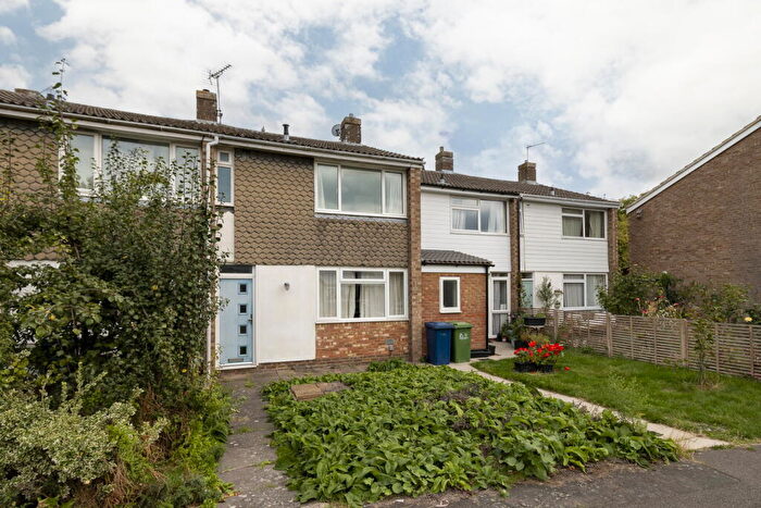 3 Bedroom End Of Terrace House For Sale In Acrefield Drive, Cambridge, CB4