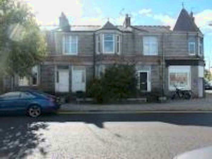 2 Bedroom Flat To Rent In Clifton Road, Aberdeen, AB24