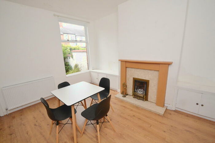 2 Bedroom Terraced House To Rent In Dorset Avenue, Rusholme, Manchester, M14