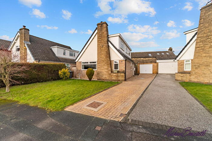 2 Bedroom Detached House For Sale In Brearcliffe Drive, Bradford, BD6