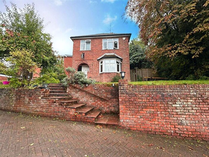 4 Bedroom Detached House For Sale In The Street, Wrecclesham, Farnham, Surrey, GU10