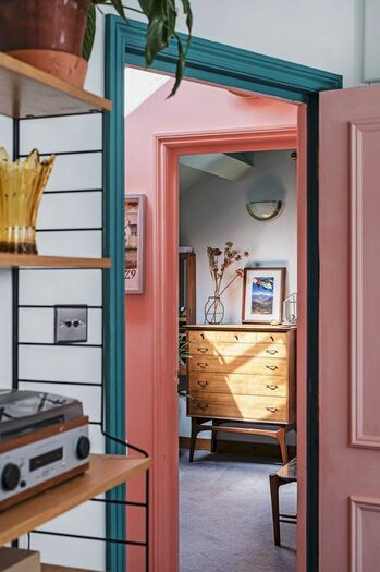 2 Bedroom Flat To Rent In Bow Road, Bow, London, E3