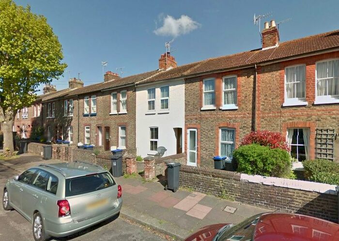 2 Bedroom Terraced House To Rent In Southfield Road, Worthing, BN14
