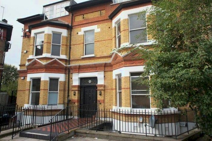 1 Bedroom Flat To Rent In Tierney Road, Streatham, SW2