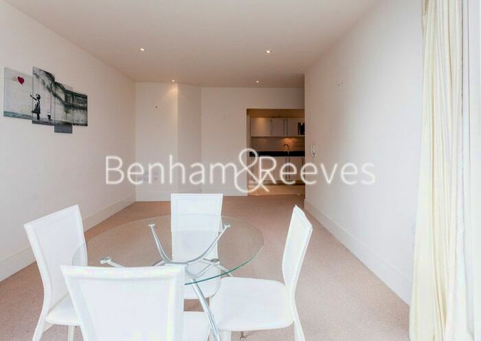 2 Bedroom Flat To Rent In Battersea Reach, Battersea, SW18
