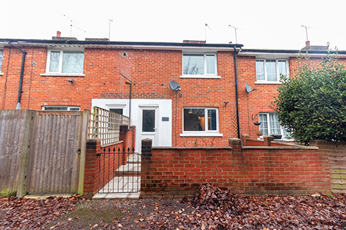 2 Bedroom Terraced House To Rent In Alexandra Road, Aldershot, GU11