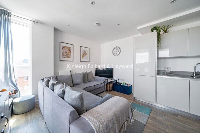 2 Bedroom Flat To Rent In Ealing Road, Alperton, London, HA0