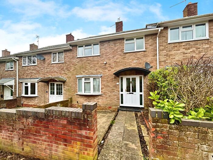 3 Bedroom Terraced House To Rent In Dartmouth Walk, South Ham, Basingstoke, RG22