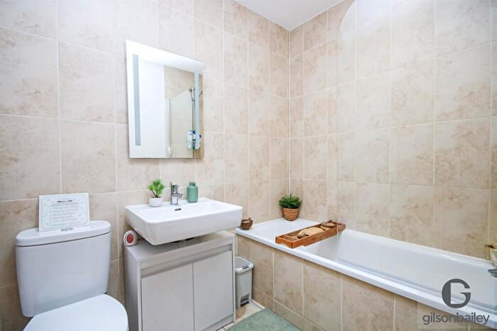 1 Bedroom Flat For Sale In Paper Mill Yard, Norwich, NR1