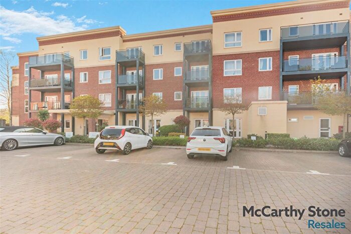 2 Bedroom Flat For Sale In Bilberry Place, Recreation Road, Bromsgrove, B61