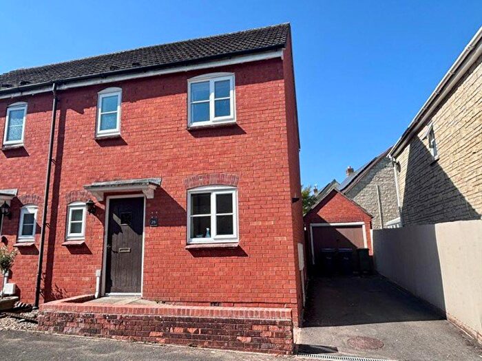 3 Bedroom Semi Detached House To Rent In Poppy Close, Calne, SN11