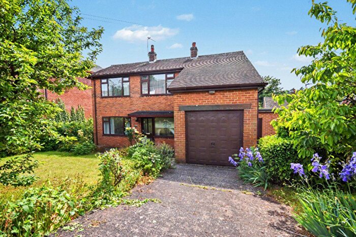 3 Bedroom Detached House For Sale In Wrenthorpe Road, Wrenthorpe, Wakefield, West Yorkshire, WF2