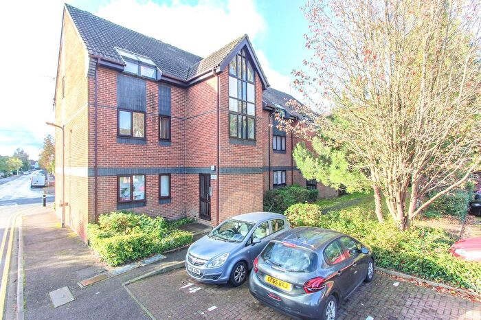1 Bedroom Flat To Rent In Elton Park, Langley Road, Watford, Hertfordshire, WD17