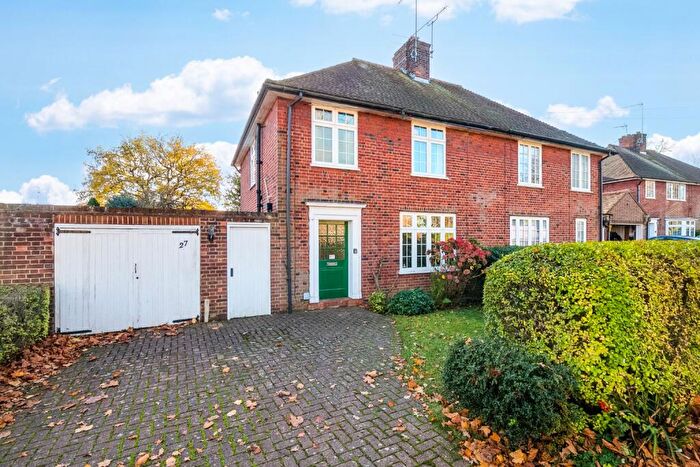 3 Bedroom Semi-Detached House For Sale In Barleycroft Road, Welwyn Garden City, Hertfordshire, AL8