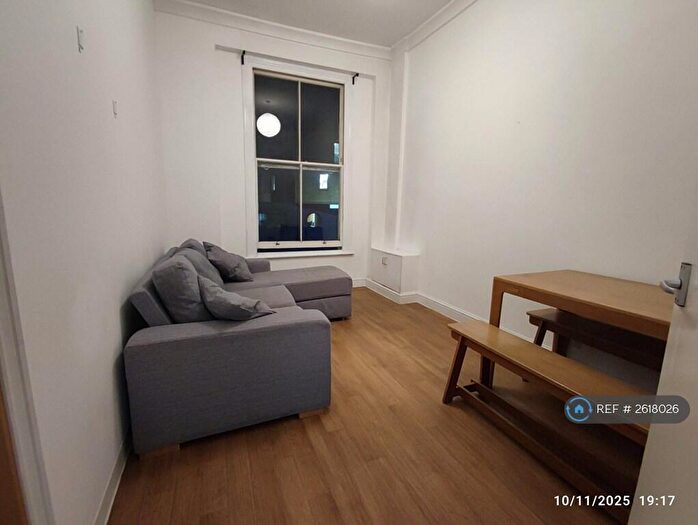 1 Bedroom Flat To Rent In Isledon Road, London, N7