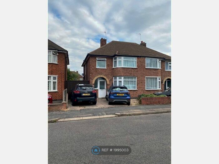 3 Bedroom Semi-Detached House To Rent In Repton Road, Leicester, LE18