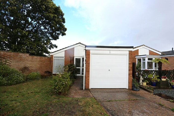 2 Bedroom Detached Bungalow To Rent In Castle Close, IP11