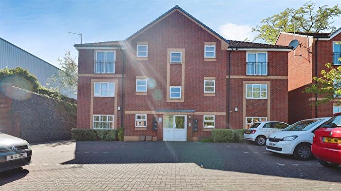 2 Bedroom Flat For Sale In Enderley Street, Newcastle, ST5