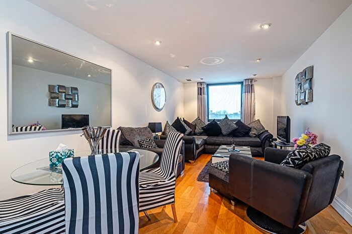 2 Bedroom Flat To Rent In Sheldon Square, London, W2