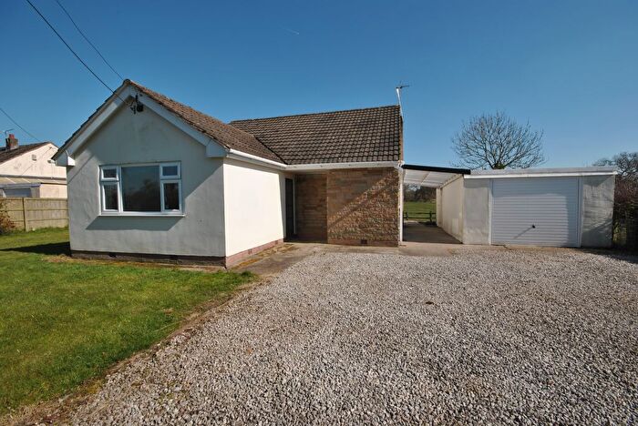 3 Bedroom Detached Bungalow To Rent In Oldcastle Lane, Malpas, Cheshire, SY14
