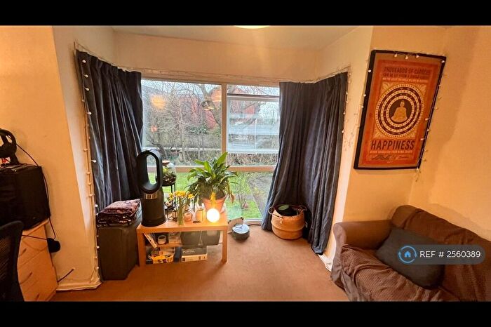 1 Bedroom Flat To Rent In Clarendon Road, Leeds, LS2