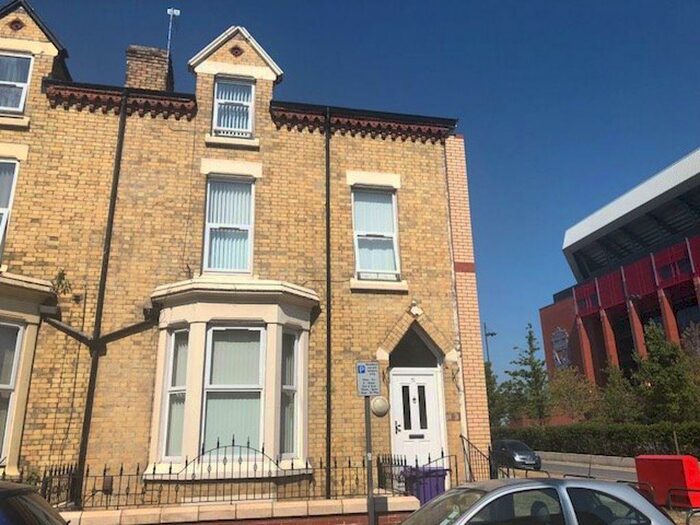 1 Bedroom Property To Rent In Room Rockfield, L4