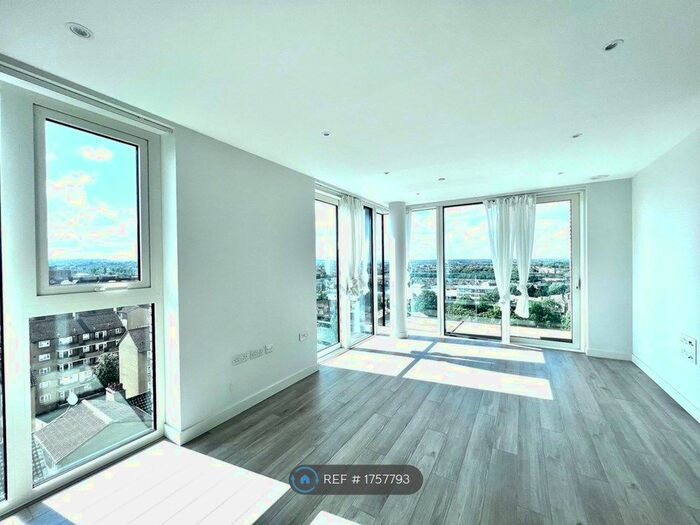 1 Bedroom Flat To Rent In Sandpiper Building, London, N4