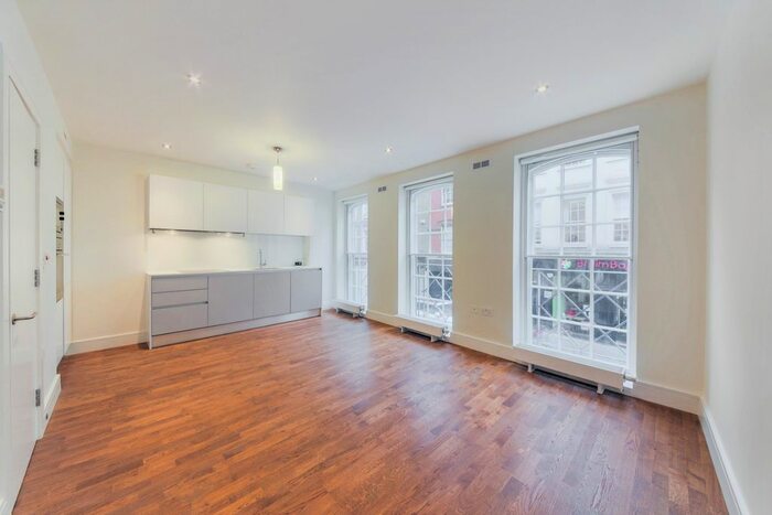 1 Bedroom Flat To Rent In Greek Street, London, Greater London, W1D