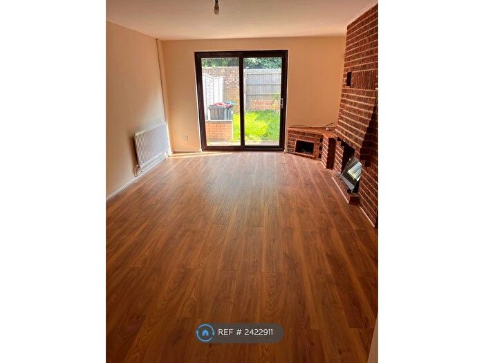 2 Bedroom Terraced House To Rent In Woodruff Avenue, Milton Keynes, MK14