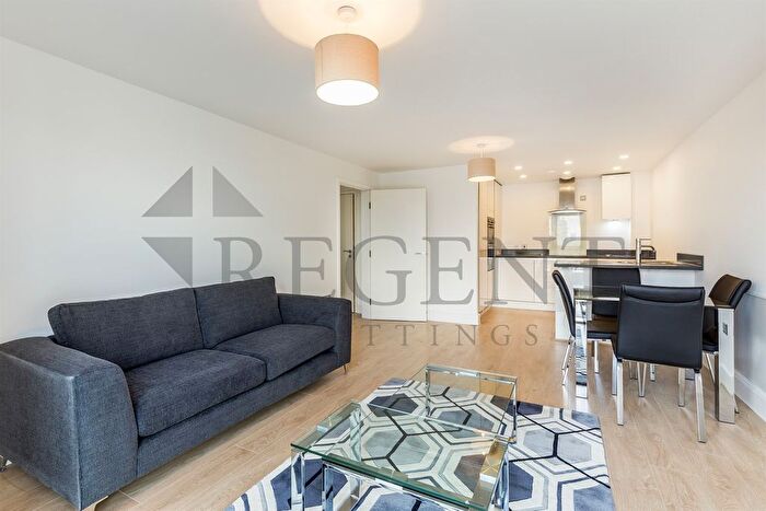 1 Bedroom Flat To Rent In Bedford Road, Clapham, SW4