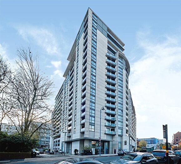 2 Bedroom Flat For Sale In Holliday Street, Birmingham, West Midlands, B1