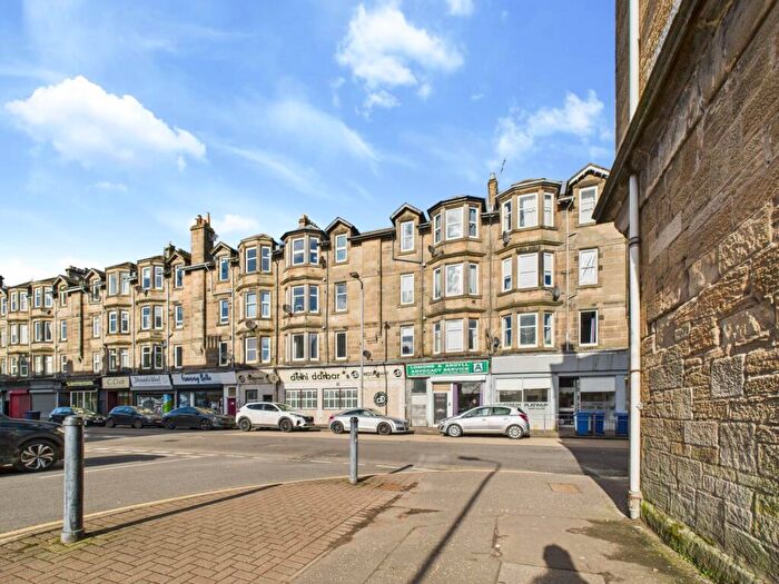 2 Bedroom Flat To Rent In Glasgow Road, Dumbarton, G82