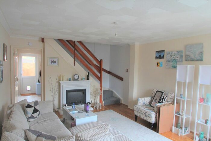 2 Bedroom Property To Rent In Chestnut Close, Hardwicke, Gloucester, GL2