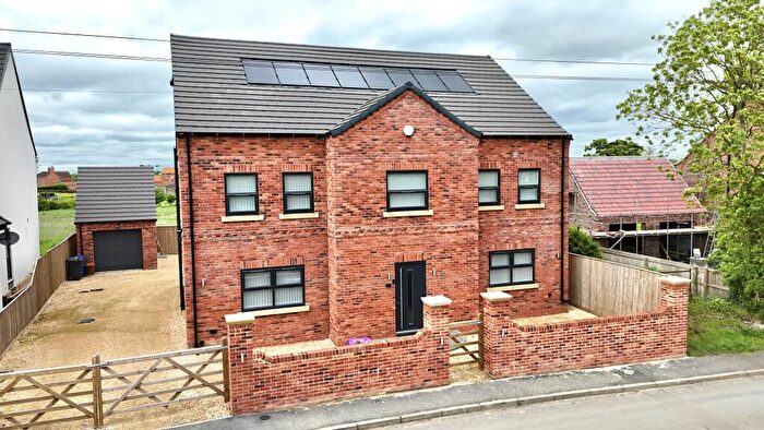 5 Bedroom Detached House For Sale In North End Lane, South Kelsey, Market Rasen, LN7