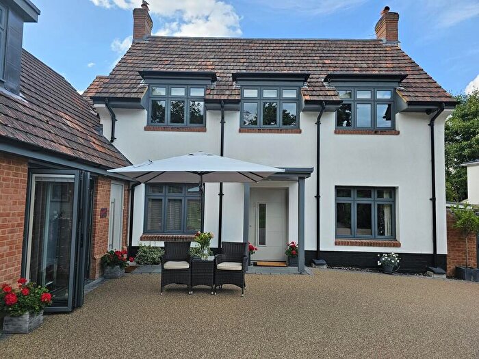 1 Bedroom Apartment To Rent In Coombe Road, Salisbury, SP2
