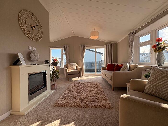 2 Bedroom Park Home For Sale In Cliffs Drive, Sandy Bay Residential Resort, SS8