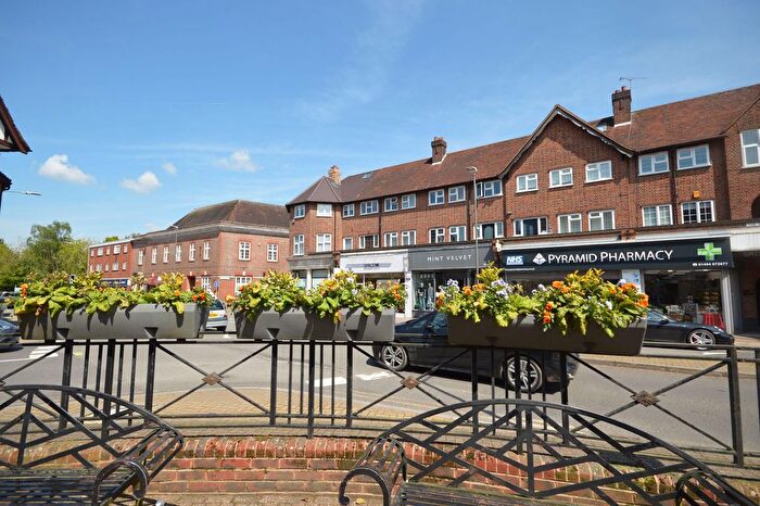 1 Bedroom Flat To Rent In Post Office Lane, Beacon Court Post Office Lane, HP9